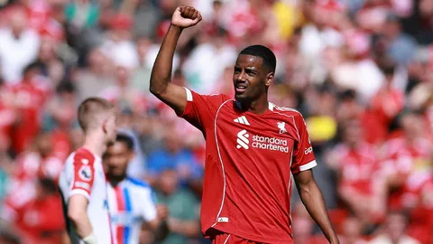 มาแล้ว "อิซัค" สาด 2 วาทะเด็ด หลังกลับมายิงให้ลิเวอร์พูล ขึ้นท็อป 4 พรีเมียร์ลีก