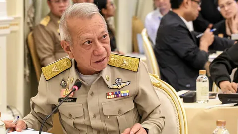 “พิพัฒน์” แจง ยังไม่ตั้งไข่ลดค่าทางด่วนไม่เกิน 50 บาทตลอดสาย ถามเอาข่าวมาจากไหน