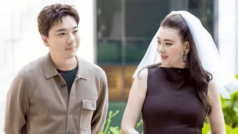 โอ๋ ภัคจีรา ควง เบียร์ เล่าความรัก ฝ่ายชายสายเปย์ตัวจริง เผยเหตุผลที่ต้องแยกห้องนอน