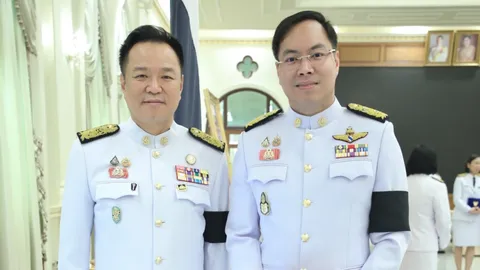  “อัครนันท์” รมช.ศึกษาฯ เข้ารับพระราชทานเครื่องราชฯ น้อมสำนึกในพระมหากรุณาธิคุณ