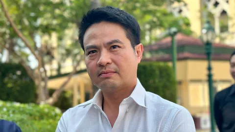 “ภราดร” ปัดตอบ สส. ออกไลน์กลุ่ม ปมชวดประธาน กมธ. เชื่อคุยกันได้ไม่เกิดรอยร้าว 