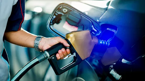 เติมน้ำมันตอนเช้าตรู่คุ้มสุดจริงหรือ? ไขข้อข้องใจเติมตอนไหนได้เยอะกว่ากัน