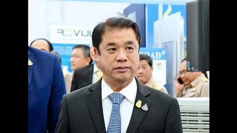 โวย“ปุ๋ยรัสเซีย”ไม่มาตามนัด “สุริยะ”จ่อของบ 6 พันล้านผลิตปุ๋ยชีวภาพแจกแทน