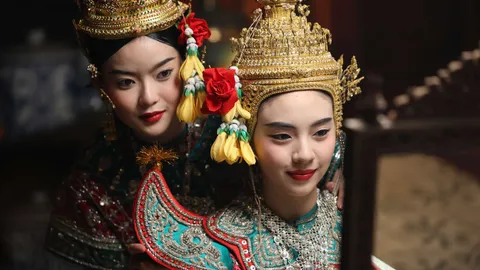 เรื่องย่อ สอดสร้อยมาลา (2569) ละครช่องวัน 31 แนวพีเรียด-ดราม่า ความรักและคราบน้ำตา