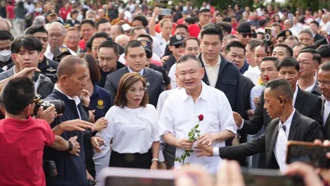 “มนพร” ยกย่อง “ทักษิณ” นายกฯ ในดวงใจคนไทยตลอดกาล สะท้อนศรัทธาไม่เคยจางหาย