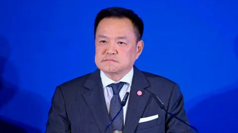 "หนู" ฟังความเห็น เจ้าสัว-CEO ภาคธรกิจ 10 กลุ่ม เปิดเวทีวันนี้-ปรับโฉมเศรษฐกิจ