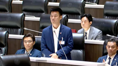 “เท้ง” สงสัยรัฐบาลใช้หลักเกณฑ์ใดคัดกฎหมายกลับเข้าสภาฯ หลังตีตกร่างแก้รธน.