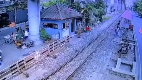 แฉพนักงานขับรถไฟฝ่าฝืนธงแดง เจาะเลือดเจอสารเสพติด แจ้งข้อหาประมาทแล้ว โชเฟอร์ปอ.จ่อโดนด้วย