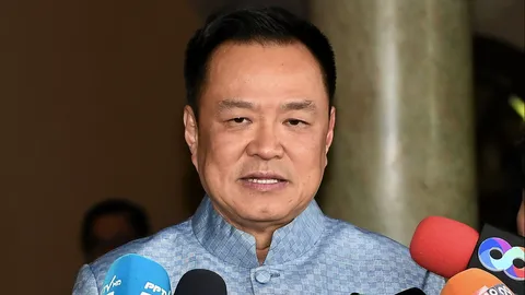 “อนุทิน” เผย 19 พ.ค.นี้ เตรียมสรุปข้อเสนอเจ้าสัวให้ครม.ฟัง ปลื้มผลสภาพัฒน์  GDP ไตรมาสแรก โต 2.8% 