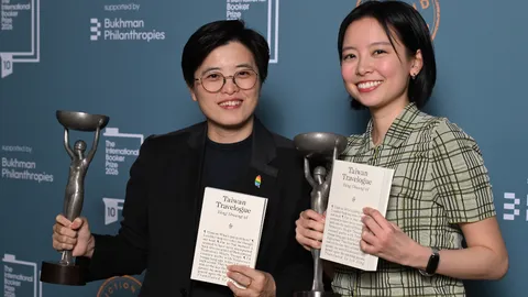 "Taiwan Travelogue" วรรณกรรมภาษาจีนกลางเล่มแรกชนะรางวัล "International Booker Prize"