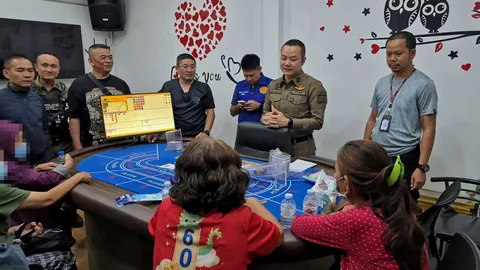 จับบ่อนบาคารา “เจ๊ติ่ง ระยอง” เช่าพูลวิลล่าพัทยา ให้กัมพูชาแจกไพ่