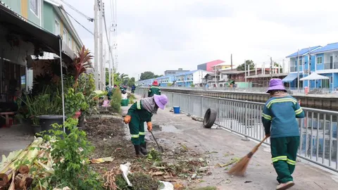 ร้อยดวงใจจัดงานเฉลิมพระเกียรติ ถวายพระพร “สมเด็จพระราชินี” คนไทย คลองเปรม สายน้ำเดียวกัน