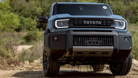 Toyota ยิ้ม LAND CRUISER FJ มาแรง คาดยอดจองทะลุ 2 พันคัน รักษาแชมป์เบอร์หนึ่งของตลาด