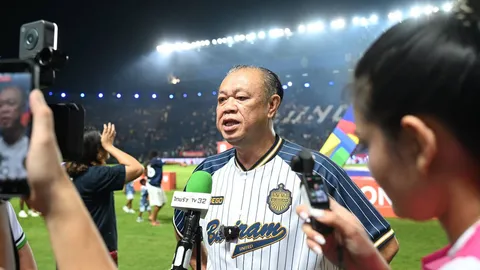 มีคนสะดุ้ง "เนวิน" ฝากประโยคเด็ดถึง 1 ทีมไทยลีก หลังบุรีรัมย์ ได้แชมป์ Shopee Cup (คลิป)