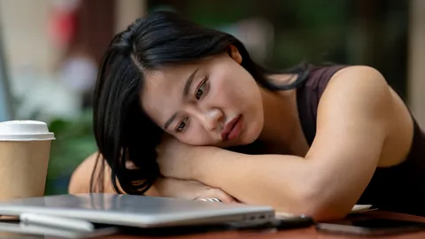 มนุษย์เงินเดือนวิกฤต Jobsdb เผยคนทำงานเกือบครึ่งเผชิญภาวะหมดไฟ-เครียดสะสม