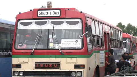 ขสมก. จัด Shuttle Bus ฟรี 6 เส้นทาง-รถเมล์ 18 เส้นทาง ถวายสักการะพระศพ "พระองค์ภา"