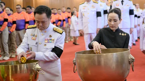 “นายกฯ-ภริยา” นำ ครม. เข้าถวายน้ำสรงพระศพ เจ้าฟ้าพัชรกิติยาภา 