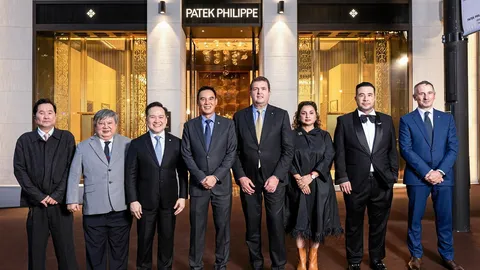 บูติกดูเพล็กซ์ Patek Philippe