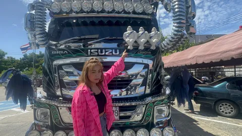 "เจ๊ทราย" เจ้าของรถบรรทุกแต่งซิ่ง เข้ารับทราบข้อกล่าวหา ยืนยันจ่ายสด ไม่จ่ายส่วย