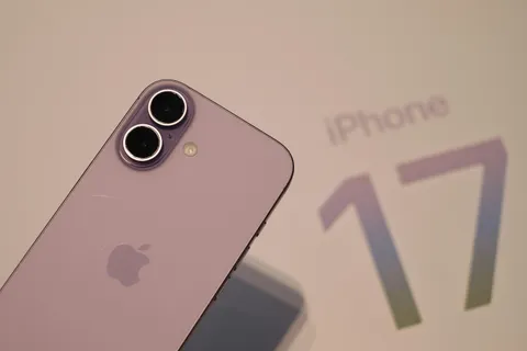 Apple อาจปรับตารางใหม่ เปิดตัวสองรอบ ส่งรุ่น Pro-จอพับในเดือนกันยายนนี้ รุ่นมาตรฐานขยับเป็นปี 2027