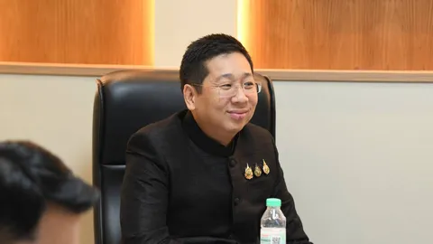 "ภัทรพงศ์" จับมือเวียดเจ็ทเพิ่มเที่ยวบิน 50% ดัน สนามบินอุดรธานี สู่ฮับการบินนานาชาติอีสาน