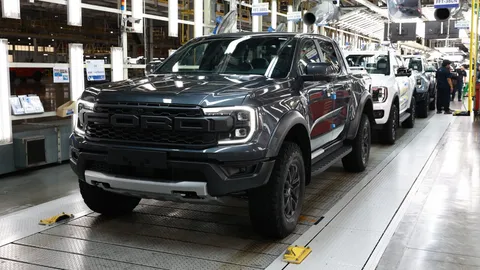 เจาะลึกงานผลิต Ford Ranger Raptor ตำนานกระบะเหินฟ้าฝีมือคนไทย