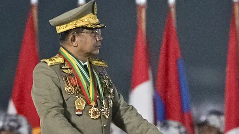 เมียนมายอดดับทะลุ 100,000 ศพ เซ่นพิษสงครามกลางเมือง 5 ปีหลังรัฐประหาร