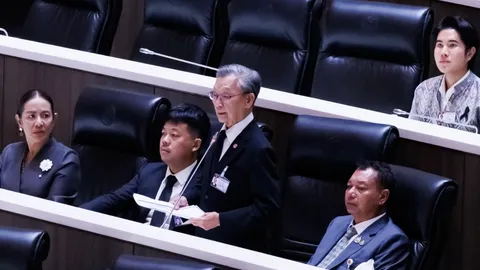 ไม่เป็นภาระคลัง “ชวน” จี้ทบทวนเบี้ยผู้สูงอายุเป็น 1,000 บาท ถ้วนหน้า