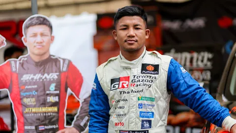 จากสังเวียนผ้าใบสู่สนามความเร็วของ "รถถัง จิตรเมืองนนท์" ในศึก HILUX REVO ONE MAKE RACE