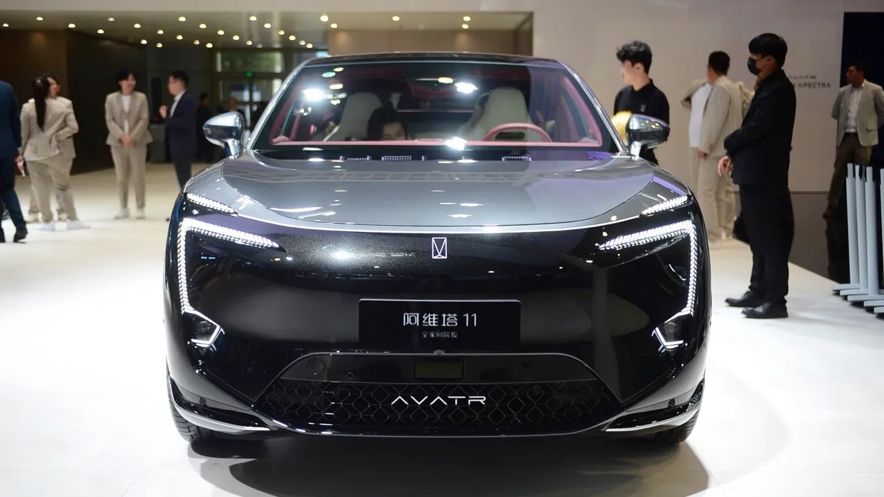 New AVATR 11 ยกระดับสมรรถนะ ช่วงล่าง MR Suspension ราคาเริ่มต้น 2,299,000 บาท