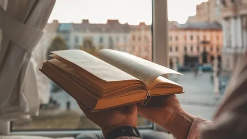รู้จัก Literary Travel ตามรอยหน้ากระดาษสู่โลกความจริง เทรนด์เที่ยวยุคใหม่ที่กำลังครองใจวัยรุ่น