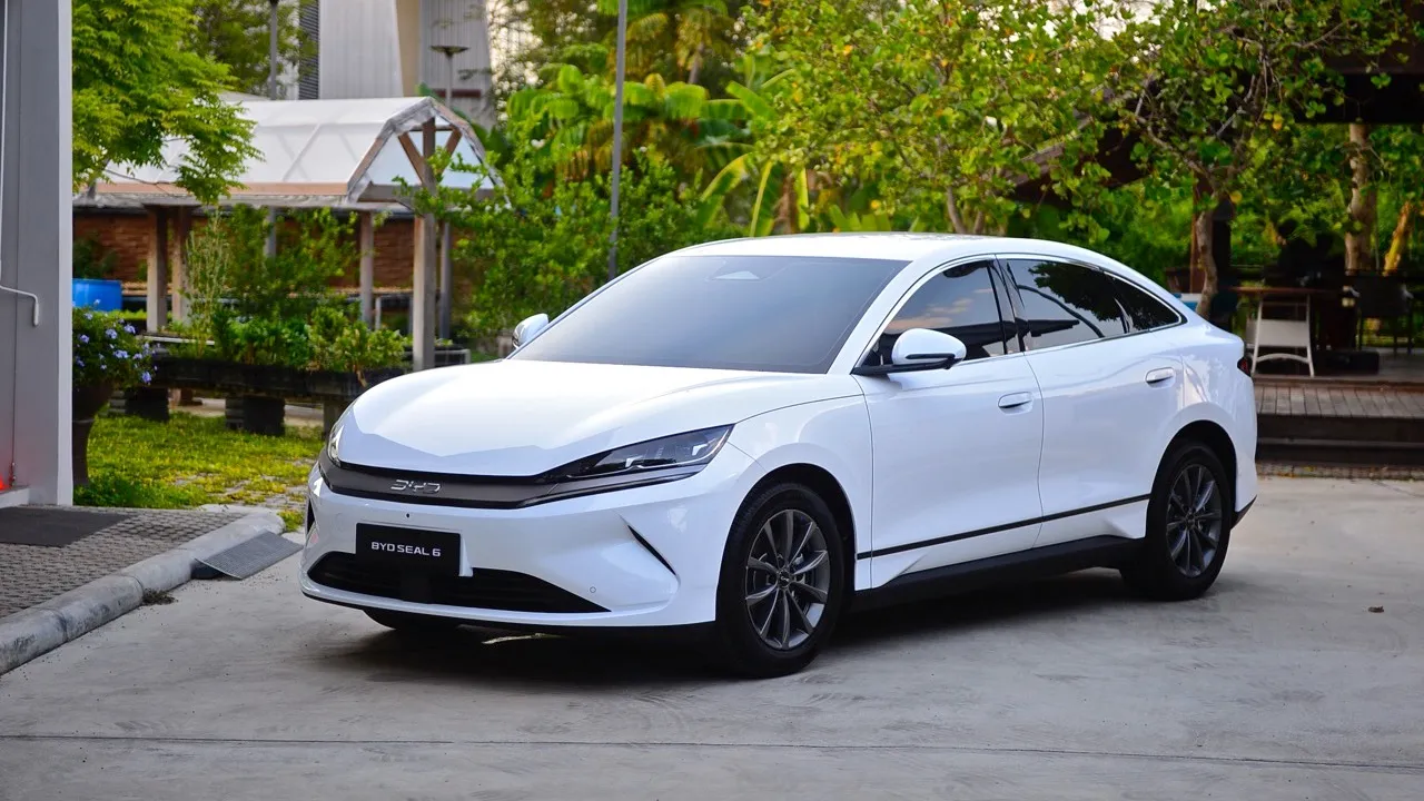 เจาะสเปก BYD SEAL 6 Standard รุ่นย่อยใหม่ หั่นราคาเหลือ 7.99 แสนบาท 