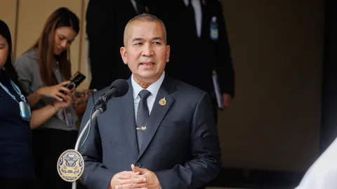 “รุทธพล” เล็งรับโกงสอบท้องถิ่นเป็นคดีพิเศษ ชี้หากผู้เสียหายถูกฉ้อโกงจำนวนมาก รับทันที