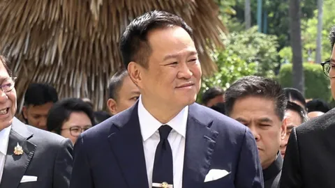 “อนุทิน” ขันนอตรัฐมนตรี โหมตีปี๊บสร้างผลงาน “พริษฐ์” ฉะ รมว.ดีอี โลกลืมไม่ลง
