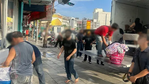 ปภ. แจ้งประชาชนอพยพ-เคลื่อนย้ายทรัพย์สิน ออกจากจุดพบรอยร้าว ถนนประชาธิปก