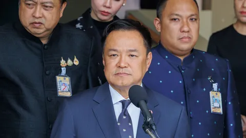 “มศว” ซัด “สถ.” แทรกแซงผลสอบ เปิดโกงกลางกมธ.ป.ป.ช. นายกฯ ลั่นปิดทางวิ่งเต้น