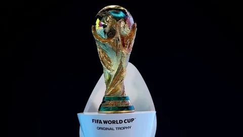 ส่อง 7 สโมสร ที่มีผู้เล่นผ่านเข้าไปลุย “ลูกหนังโลก 2026” รอบรองชนะเลิศ มากที่สุด