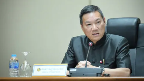 ปลัดกระทรวงมหาดไทย นัดประชุม กสถ. ด่วนพรุ่งนี้บ่าย สั่งเดินหน้าเพิกถอนบรรจุ 3,621 ราย