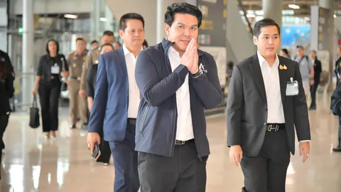 “สุรศักดิ์” ตรวจสนามบินสุวรรณภูมิ สั่งเร่งเสริมเครื่องระบบตรวจพาสปอร์ตอัตโนมัติ 