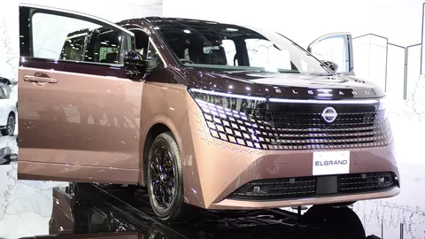 เข้าไทยปลายปีนี้ All-New Nissan Elgrand e-POWER  ท้าชน Alphard