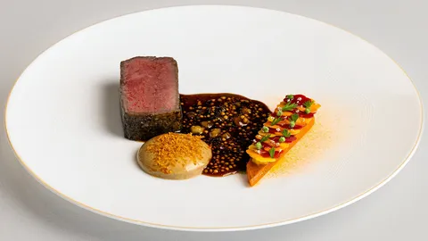 เมนูใหม่รับซัมเมอร์ “Blue by Alain Ducasse”