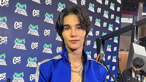 “เจฟ ซาเตอร์” ผ่าฟันคุดกลับมาลุยงาน ผ่าน 7 เดือนที่ยุ่งที่สุดในชีวิต