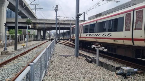 อัปเดตรถไฟฟ้าแอร์พอร์ต เรล ลิงก์ ยังซ่อมไม่เสร็จ ให้บริการได้ 1 ขบวน