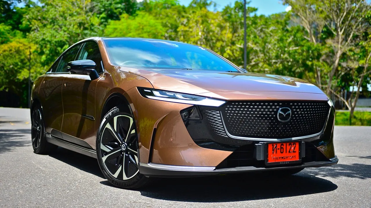 ทดสอบ Mazda 6e Exclusive (1.169 - 1.199 ล้าน) หล่อเกินราคา ห้องโดยสาร Nappa ขับหลังฟีลดี