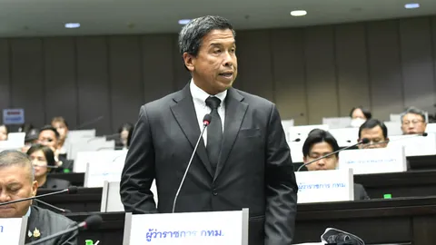 “ชัชชาติ” ย้ำให้ความสำคัญประชุมสภา กทม. แจงไม่อยู่ช่วงแก้ข้อบังคับประชุม