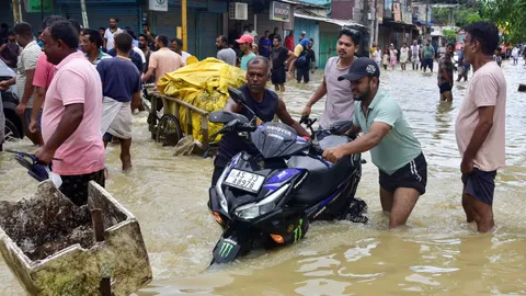 ฝนถล่มรัฐอัสสัม น้ำท่วมคร่าแล้ว 41 ศพ เร่งช่วยเหลือผู้ประสบภัย
