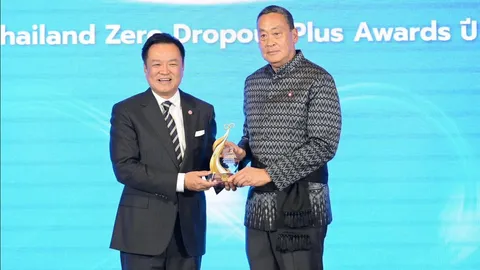 “เศรษฐา ทวีสิน” คว้ารางวัลเกียรติยศ พลิกโฉมโครงสร้างความเสมอภาคทางการศึกษาไทย