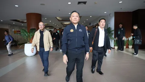 รองปลัดมหาดไทย ตรวจสนามสอบท้องถิ่น ชี้สอบเสร็จมีถ่ายทอดสดให้ดูคะแนน ร้องวีโต้ได้