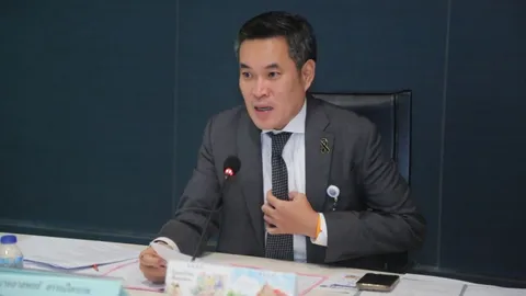 กมธ.ป.ป.ช. ชงขึ้นแบล็กลิสต์ มศว ยกเหตุทำงานไม่แล้วเสร็จ เตรียมเข้าพบรักษาการอธิบดีสถ. 31ก.ค.นี้ 