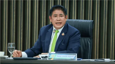 “ธรรมนัส” โต้ข่าวลือบินพบ “ทักษิณ” ที่โมนาโก 